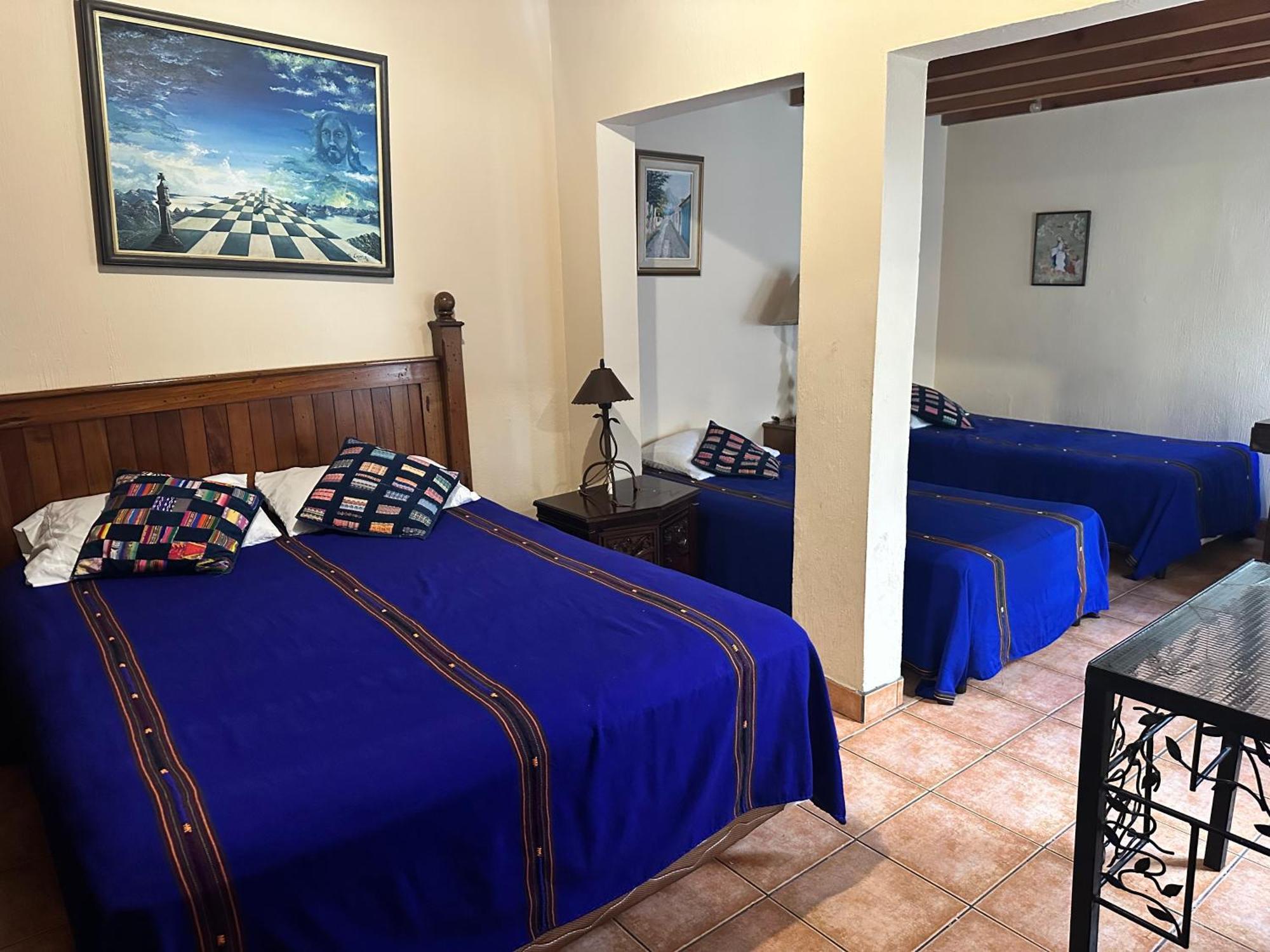 Hotel Posada Don Valentino Antigua Habitación foto