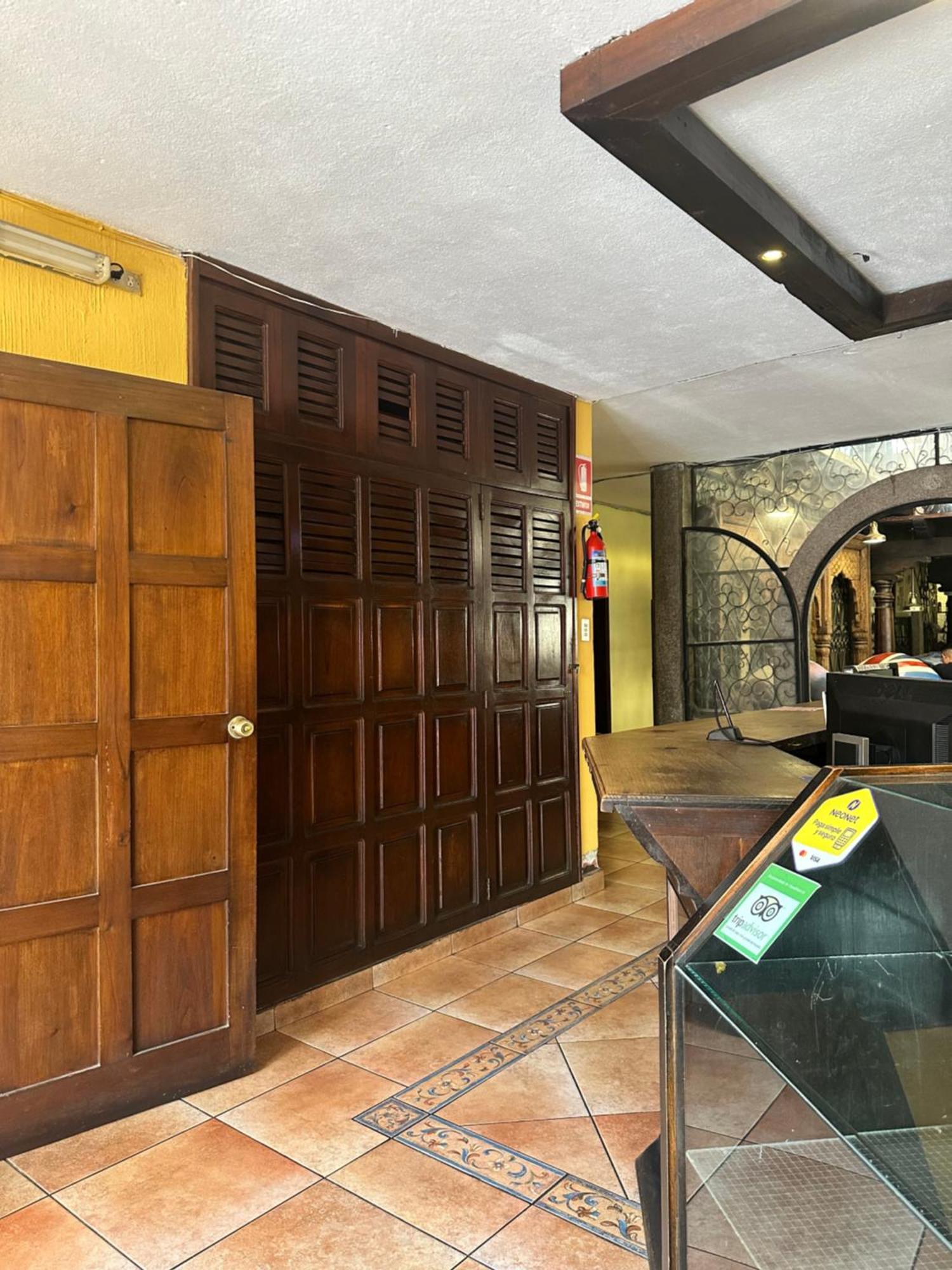Hotel Posada Don Valentino Antigua Exterior foto